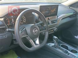 نيسان ألتيما